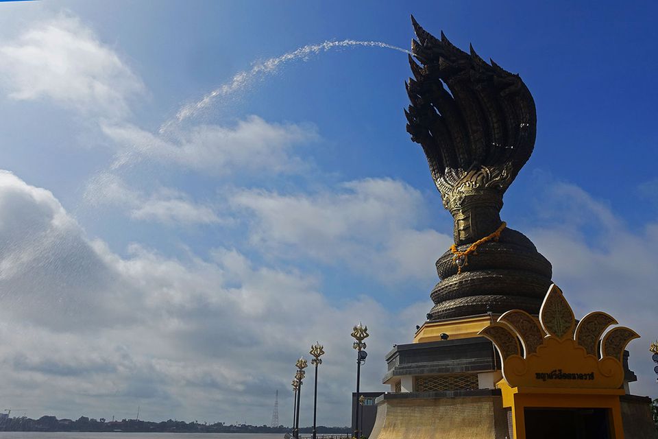 娜迦族雕像,那空Phanom,泰国