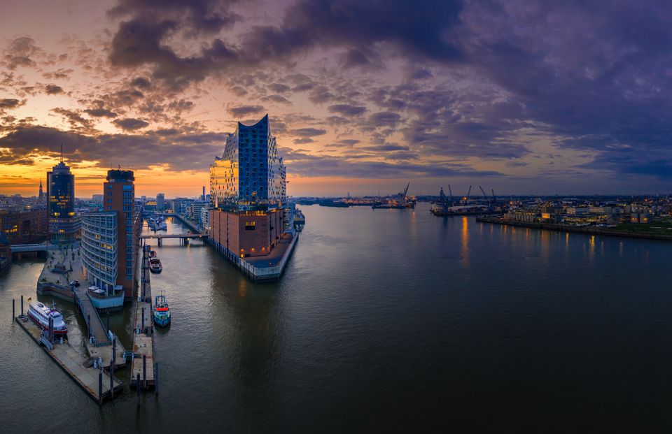 日落时大海对天空的风景